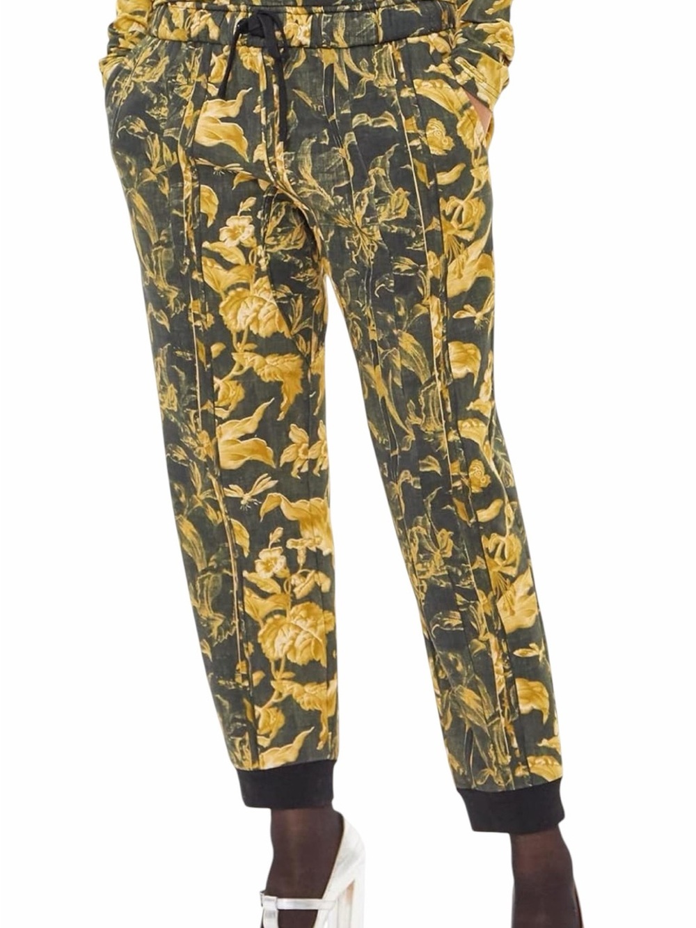 GARYGRAHAM422 Women's Patched Carpet Pants Size M